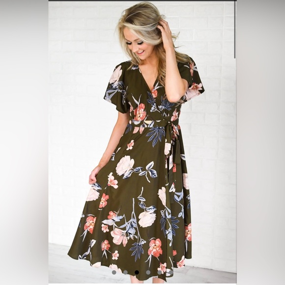 MOD REF MARIA OLIVIA FLORAL WRAP DRESS - Picture 4 of 9